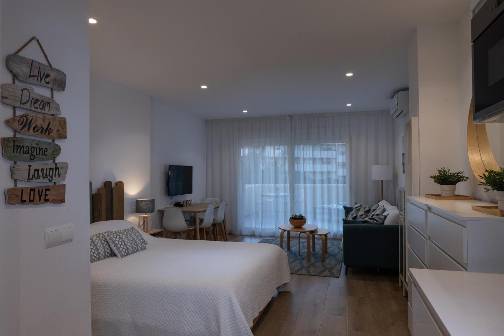 Benalbeach Loft Garden And Sea View Apartment *